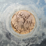 Frost. .  orangener Kreis